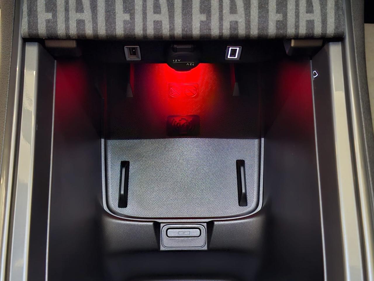 Fiat 600 1200 Turbo mhev Hybrid Icon DCT Km.0