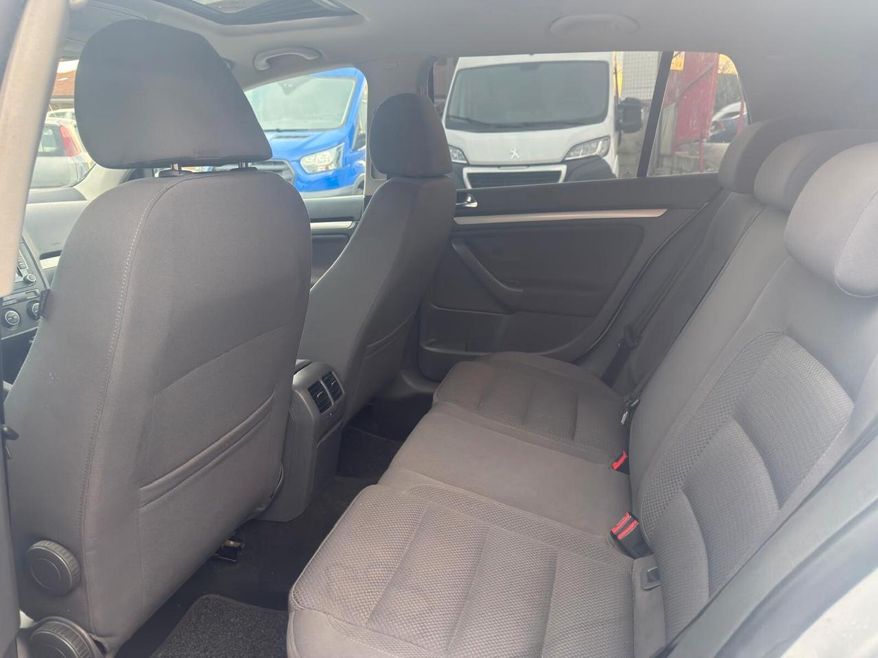 Volkswagen Golf 2.0 16V TDI 5p. Sportline