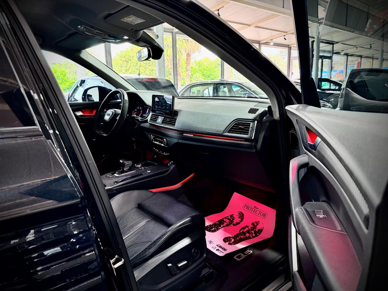 Audi Q5 2.0 TDI 190CV Total Black S-Line