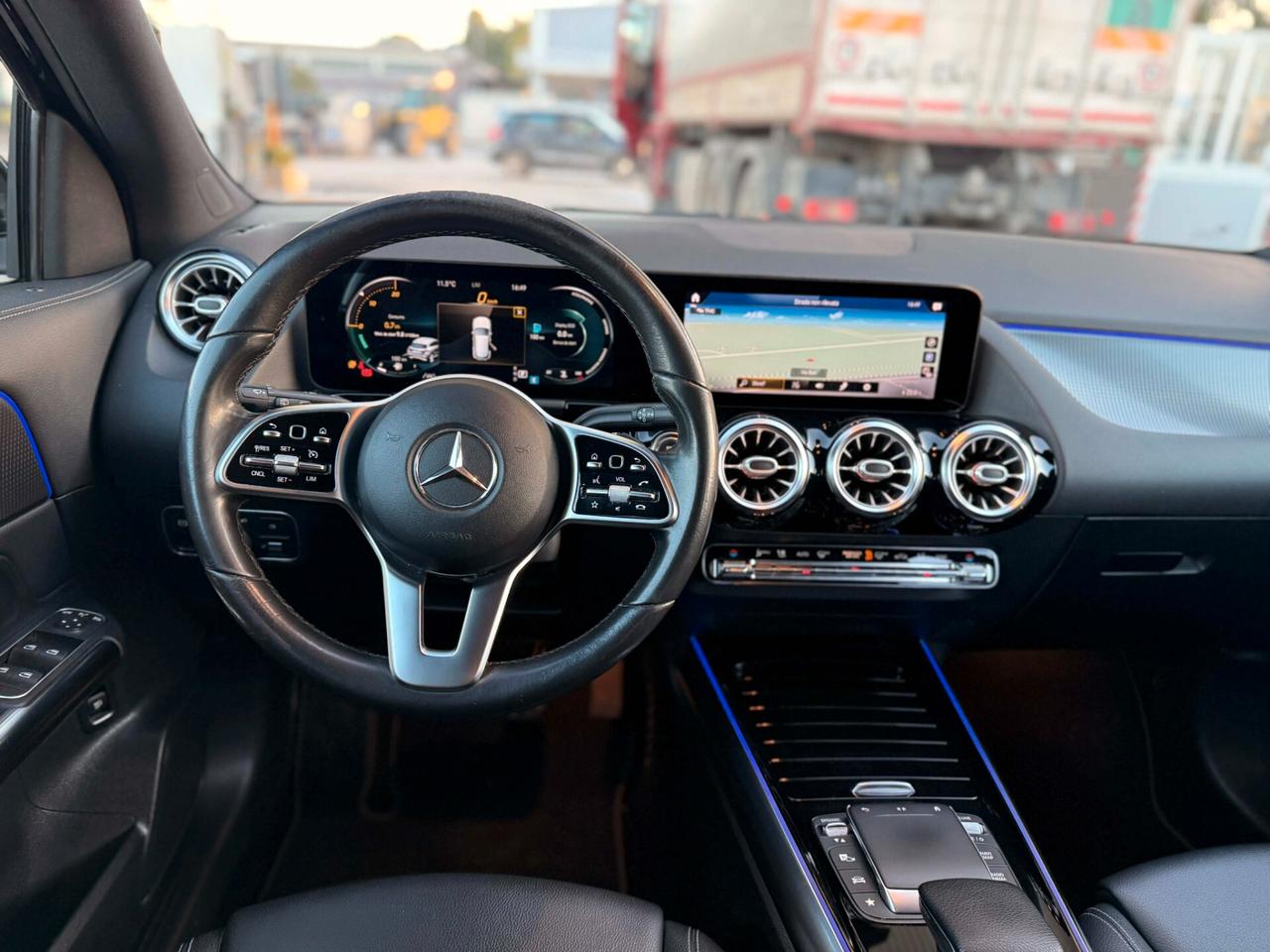 Mercedes-benz GLA 200 d Automatic Sport Plus TOTAL BLACK