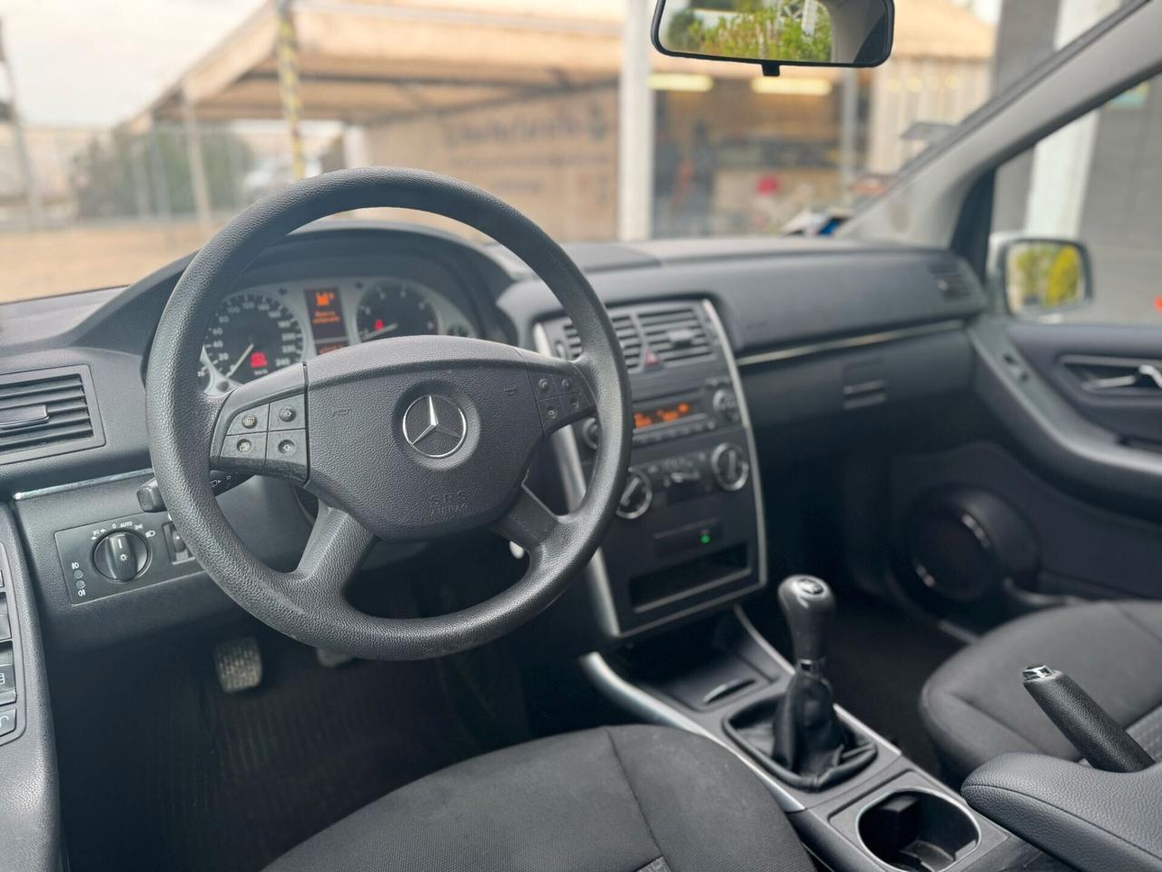 Mercedes-benz B 180 BlueEFFICIENCY Executive