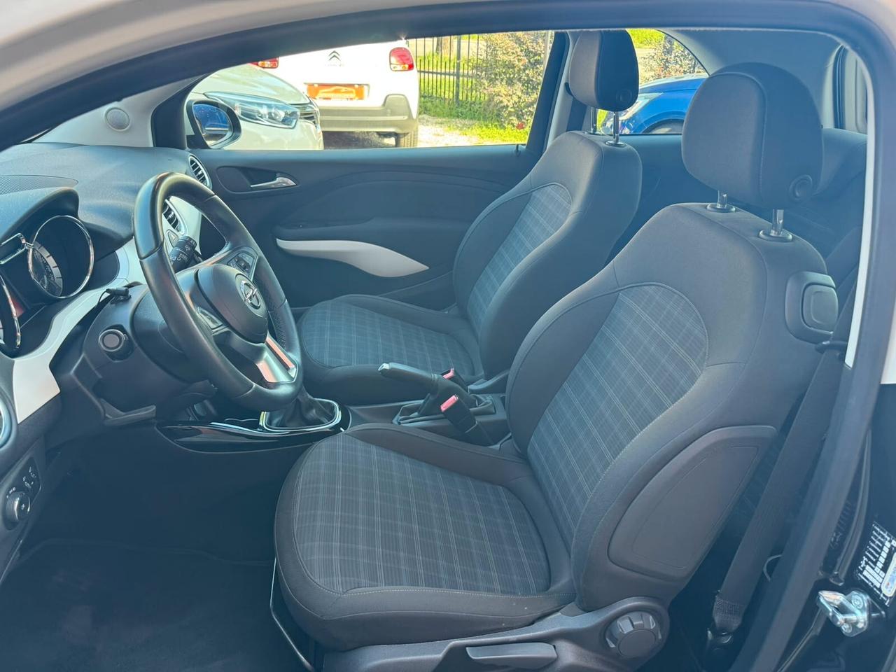 Opel Adam 1.4 87 CV Glam