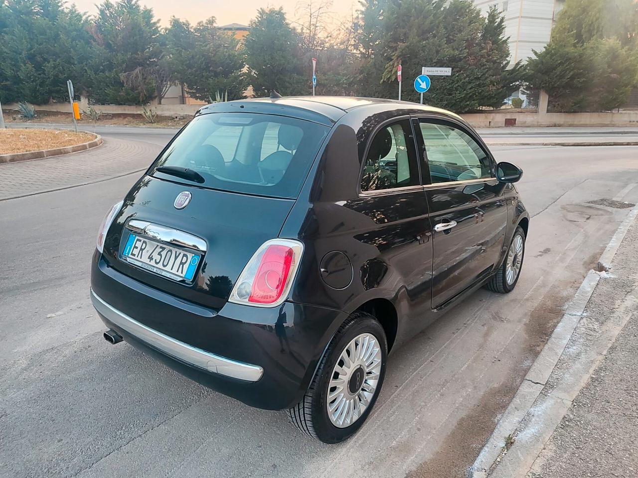 Fiat 500 1.2 Benz. Lounge TETTO PANORAMICO.