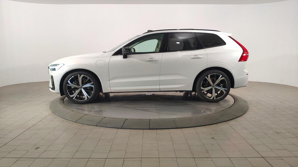 VOLVO Xc60 T8 Recharge Plug-In Hybrid Awd Aut. Ultimate Dark