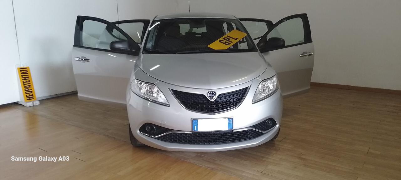 Lancia Ypsilon 1.2 GPL Ecochic