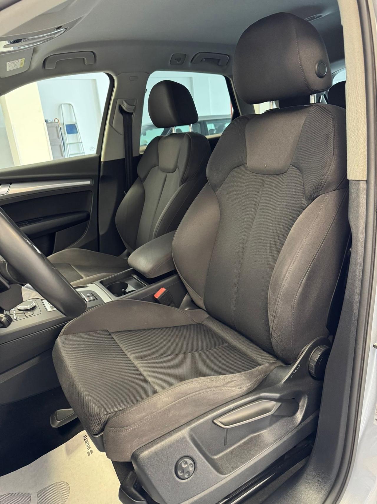 Audi Q5 40 TDI quattro S tronic Business