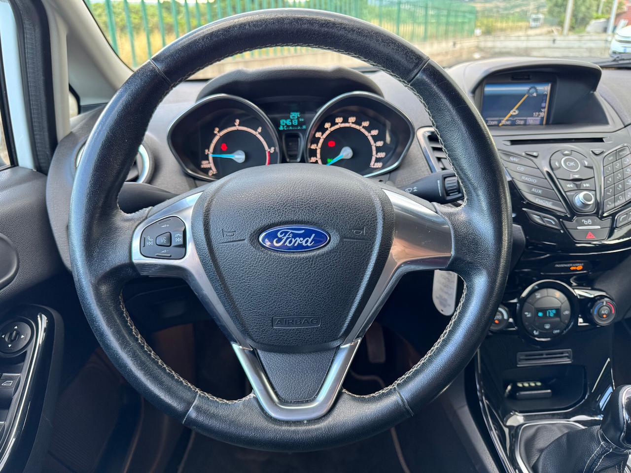 Ford Fiesta 1.5 TDCi 75CV 5 porte Titanium