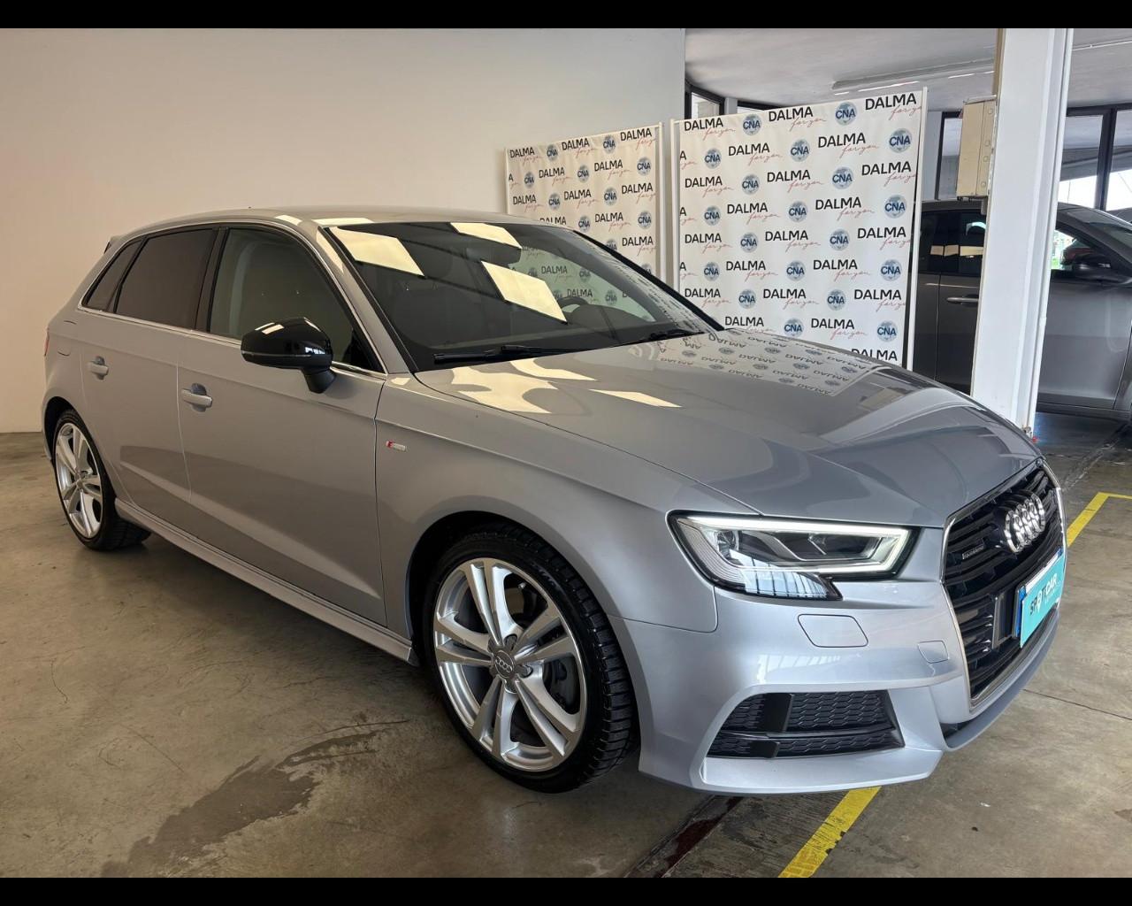 AUDI A3 IV 2020 Sportback - A3 Sportback 40 2.0 tfsi S line editi