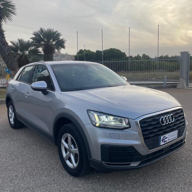 AUDI Q2 35 TDI Business