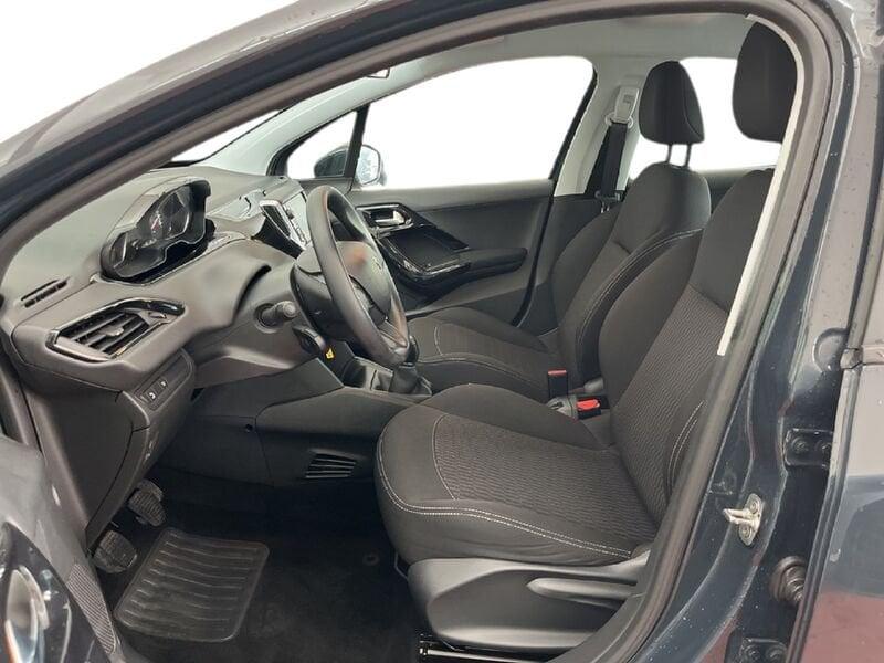 Peugeot 208 I 2015 1.2 puretech Active s&s 82cv 5p neopatentati