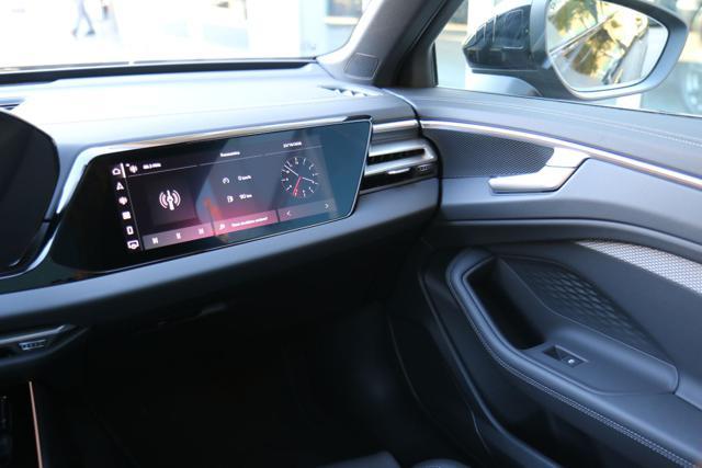 AUDI A6 Avant TDI 204CV S tronic S line edition