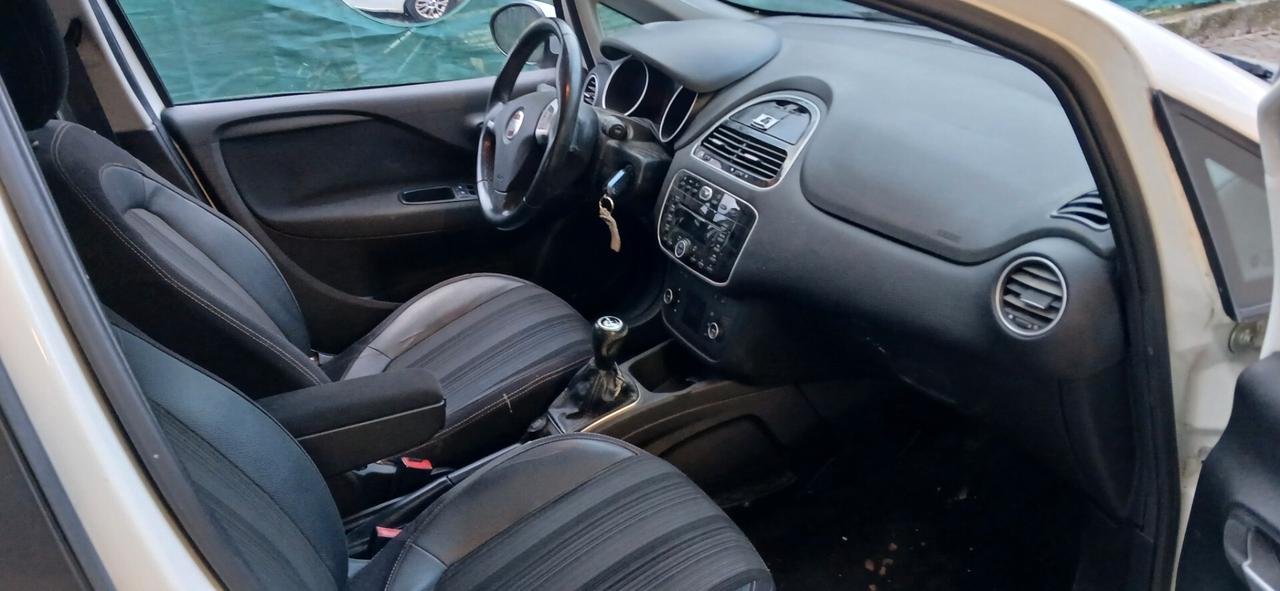 Fiat Punto Evo 1.3 Mj automatica neopatentati