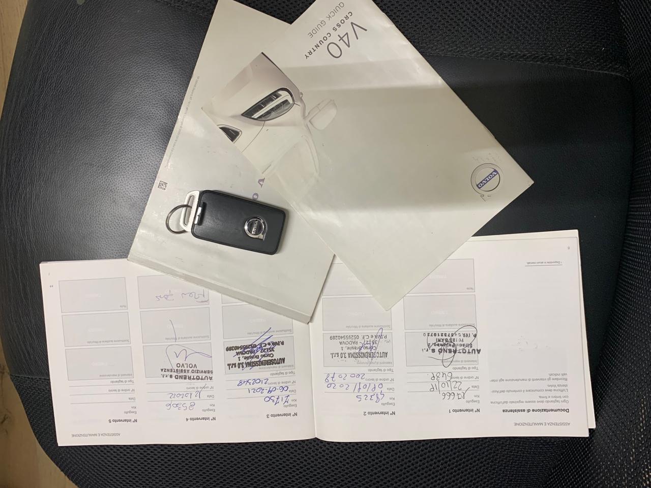 Volvo V40 Cross Country D2 Business Plus