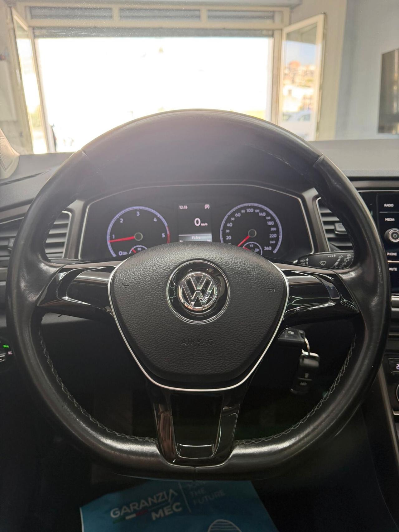 Volkswagen T-Roc 1.6 116CV TDI CON TETTUCCIO APRIBILE