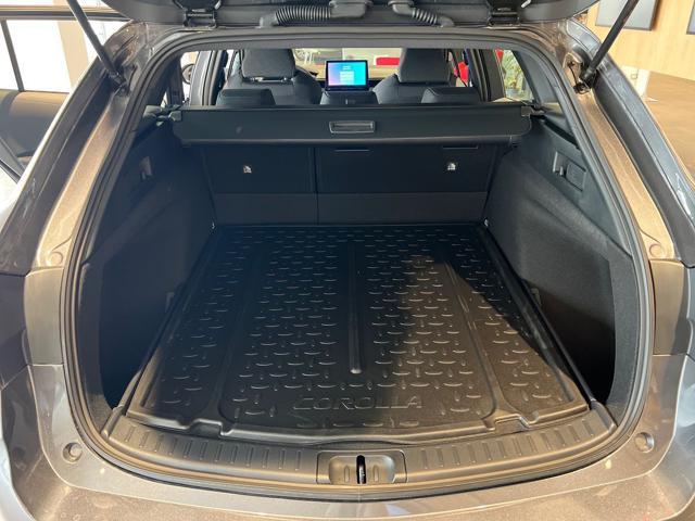 TOYOTA Corolla Active 1.8 Hybrid Touring Sports