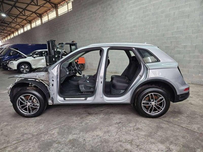 Audi Q5 40 2.0 tdi mhev 12V quattro s-tronic - START - FURTO PARZIALE