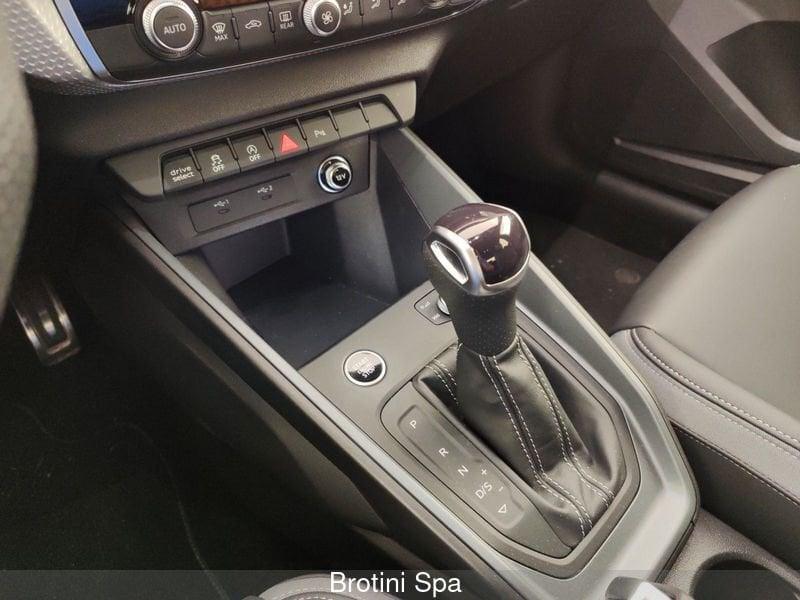 Audi A1 A1 SPB 40 TFSI S tronic Identity Black