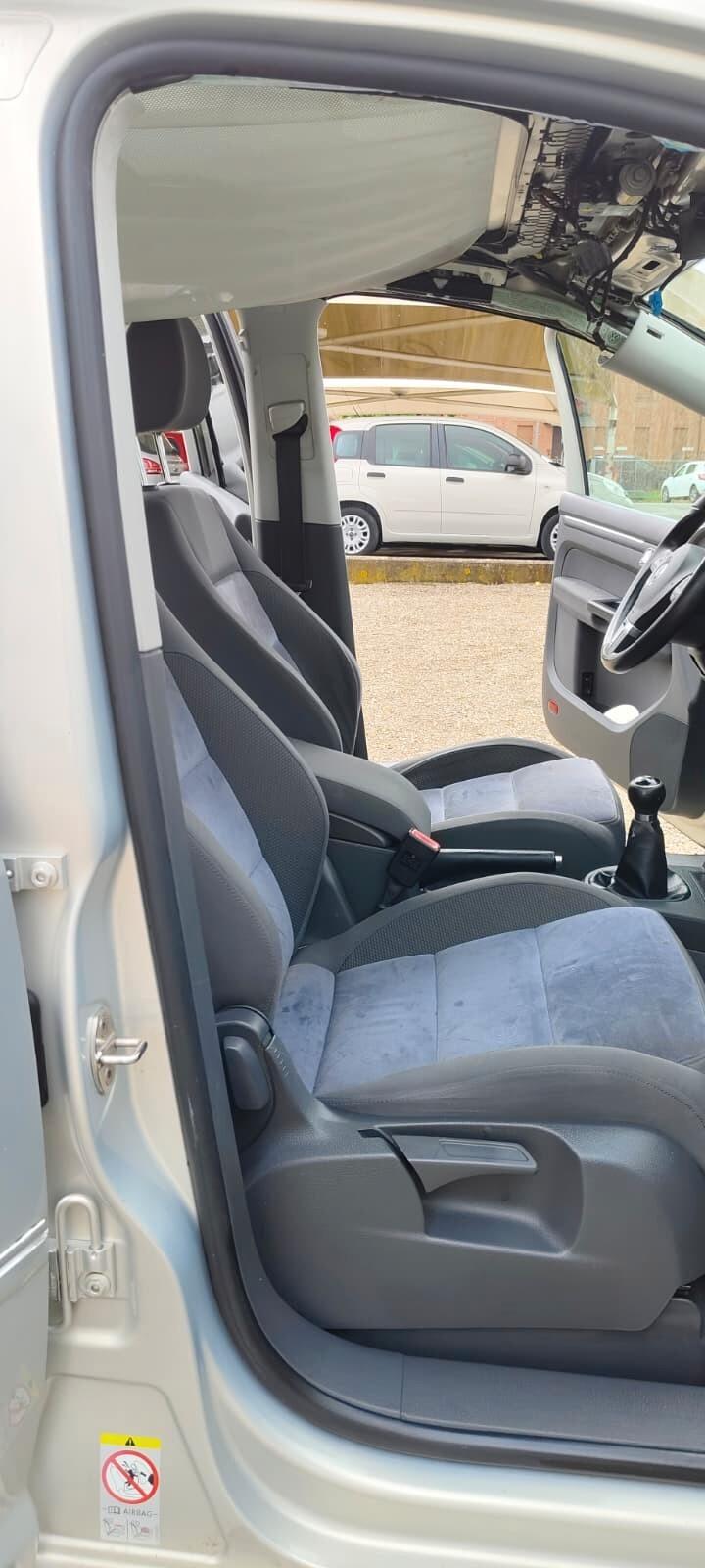 Volkswagen Touran 2.0 TDI 140 CV Highline