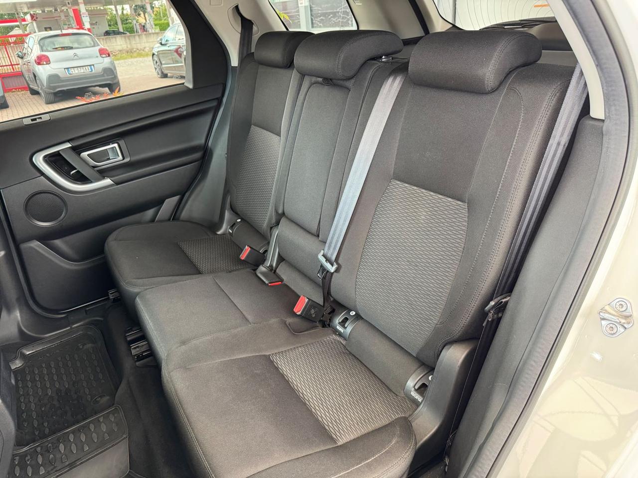 Land Rover Discovery Business Edition Premium Pure 2.0 TD4