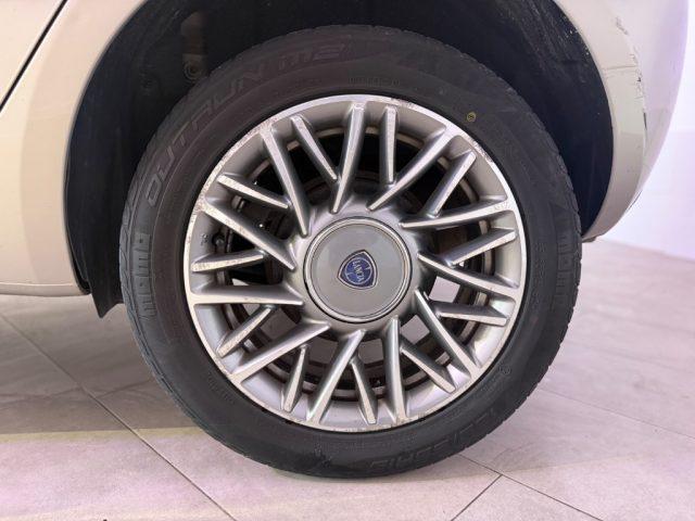 LANCIA Ypsilon 1.2 69 CV 5 porte GPL Ecochic Gold