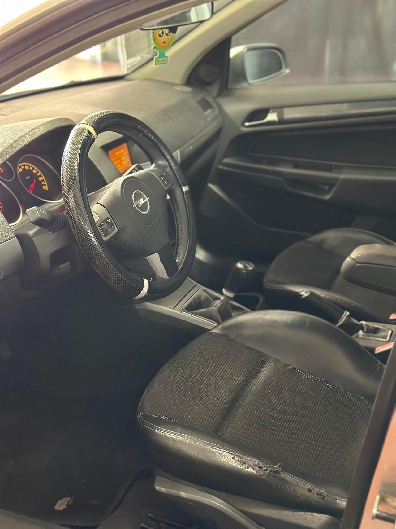 Opel Astra 1.4 BENZINA 2005