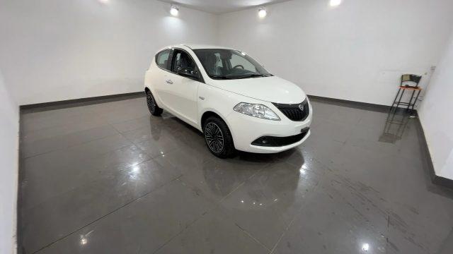 LANCIA Ypsilon 1.0 FireFly 5 porte S&S Hybrid Oro #Clima.Auto