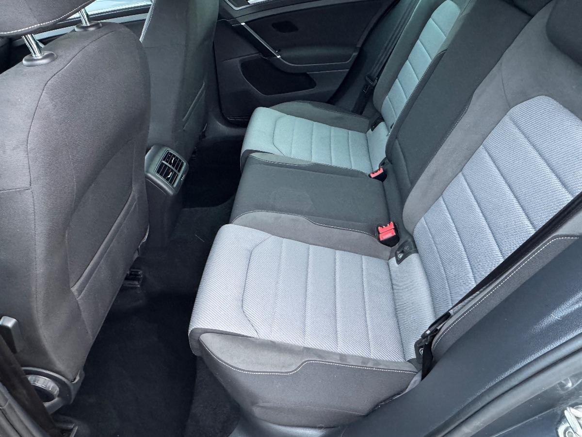 VOLKSWAGEN - Golf - 2.0 TDI 5p. R-Line