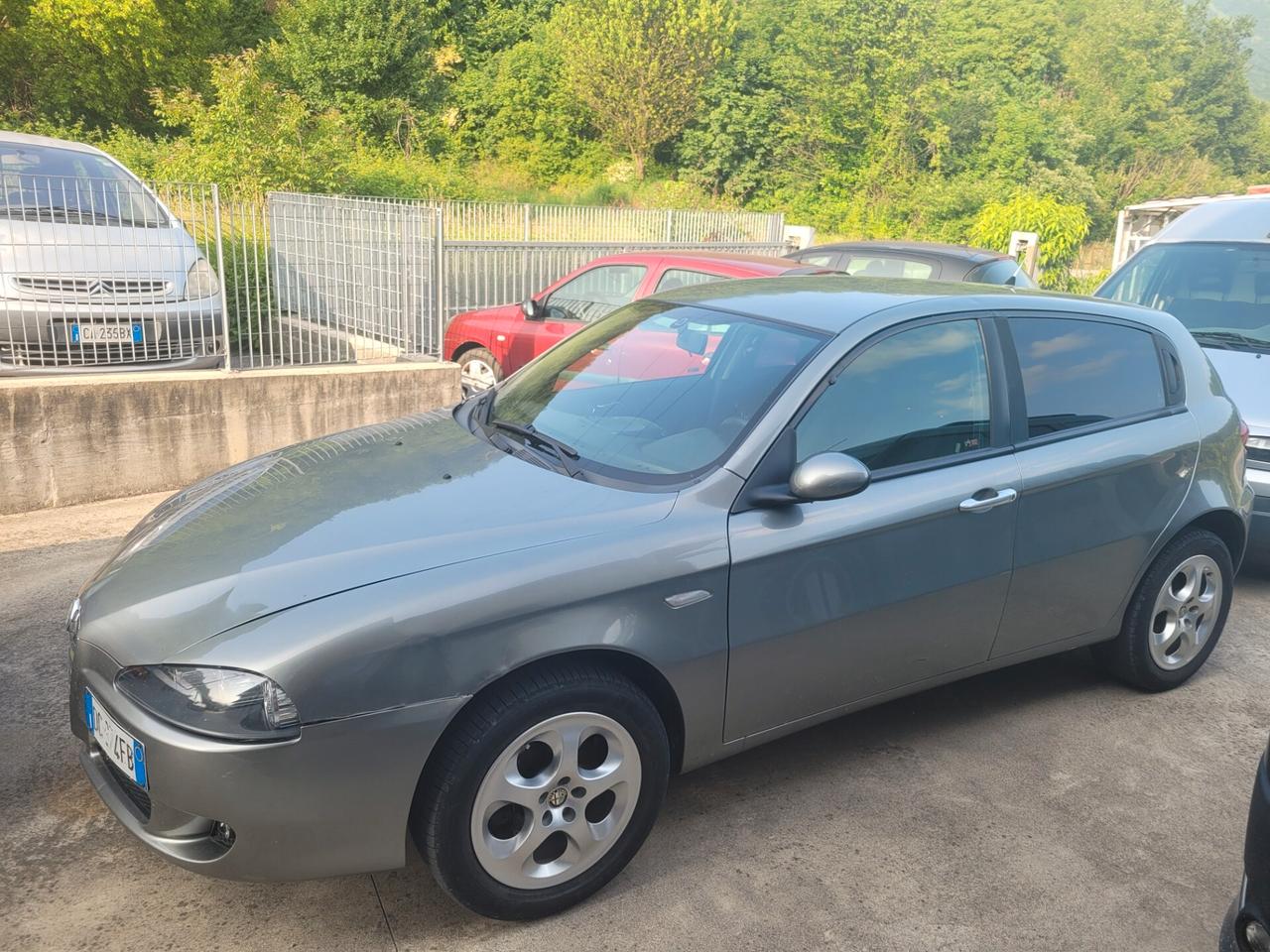 Alfa Romeo 147 1.9 JTD (120) 3 porte Distinctive