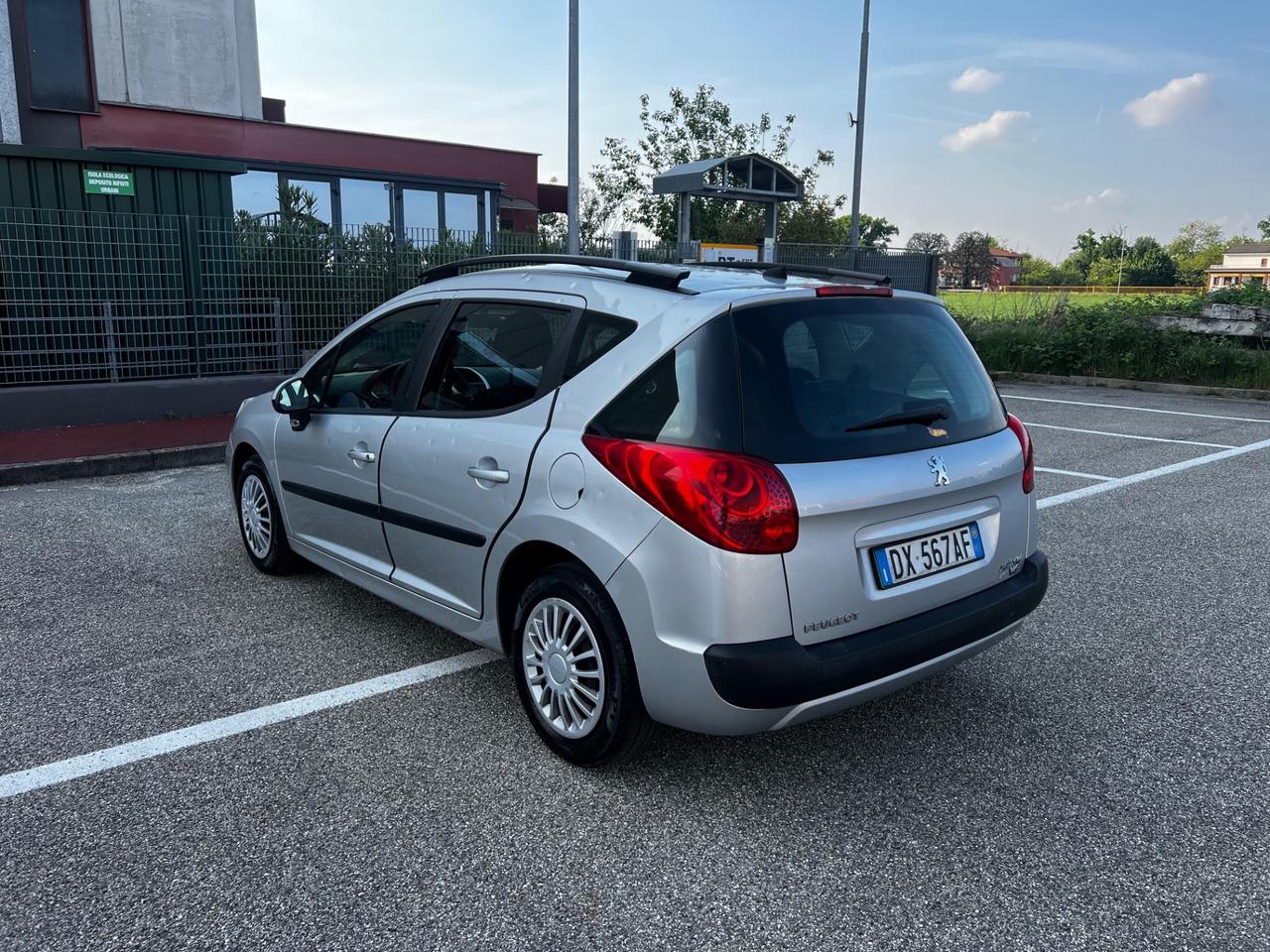 Peugeot 207 1.4 8V 75CV SW X Line ECO GPL