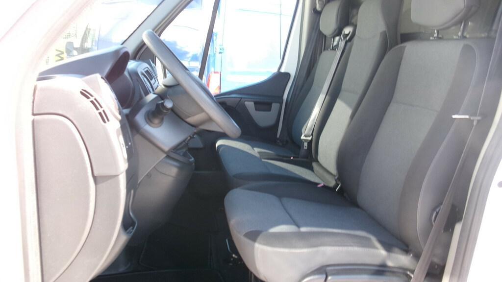 Renault Master T35 2.3 dci 145cv L2H2 S&S E6