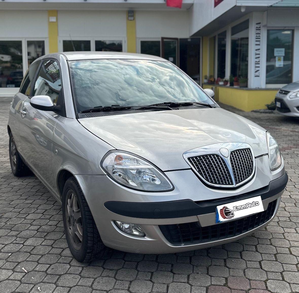 Lancia Ypsilon 1.3 Multijet 16V Platino