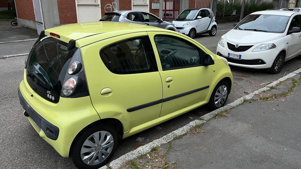 Citroen C1 1.0 5 porte AMIC1