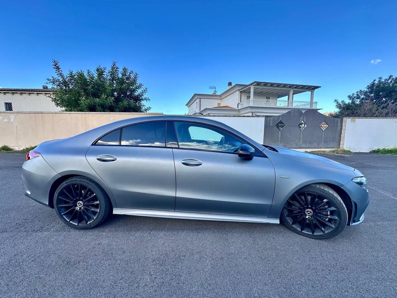 Mercedes-Benz CLA 220 CLA-Class CLA 220 D Premium