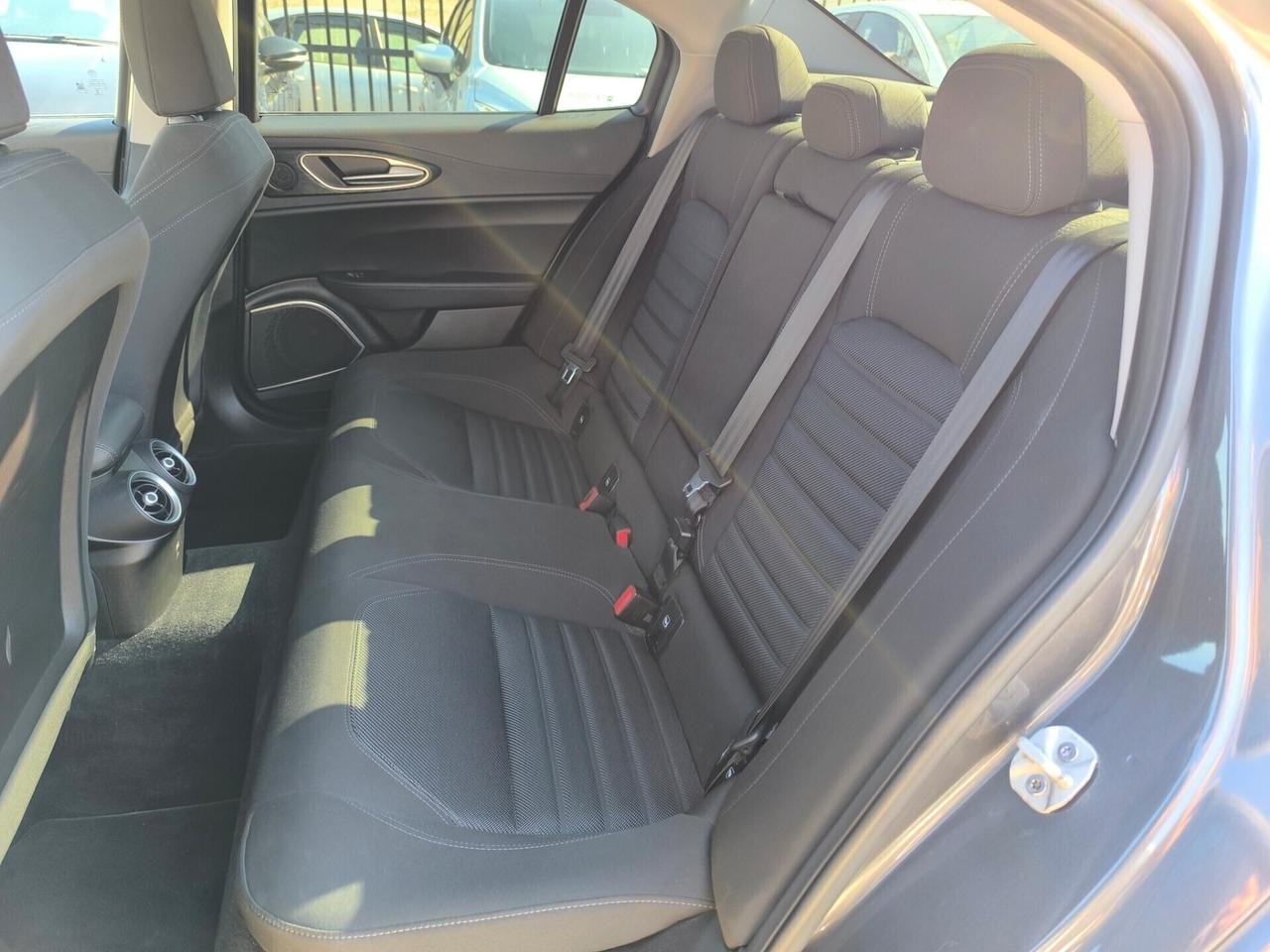 Alfa Romeo Giulia 2.2 CC 160 CV Business 2021