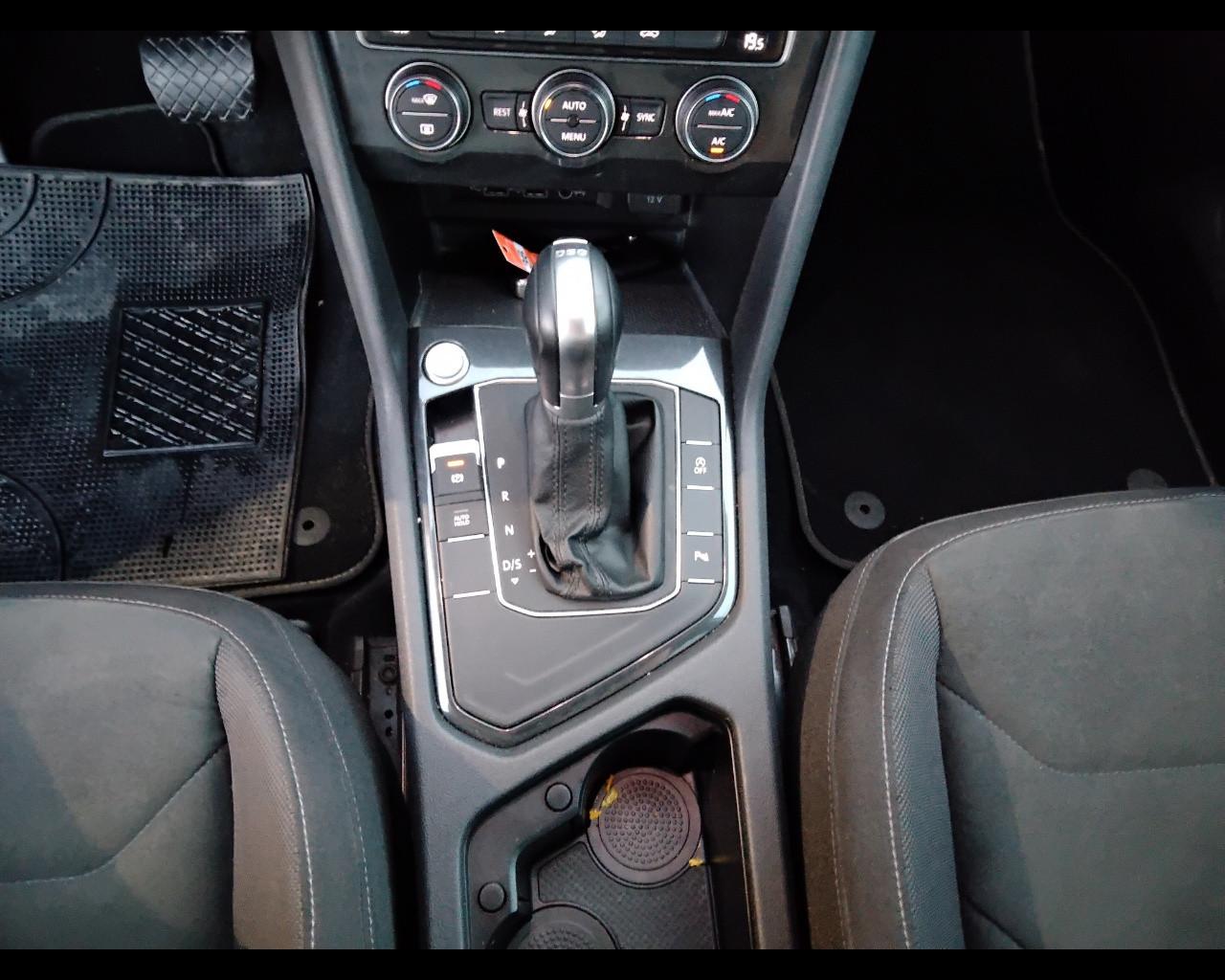 VOLKSWAGEN Tiguan II 2016 Allspace - Tiguan Allspace 2.0 tdi Advanced 1