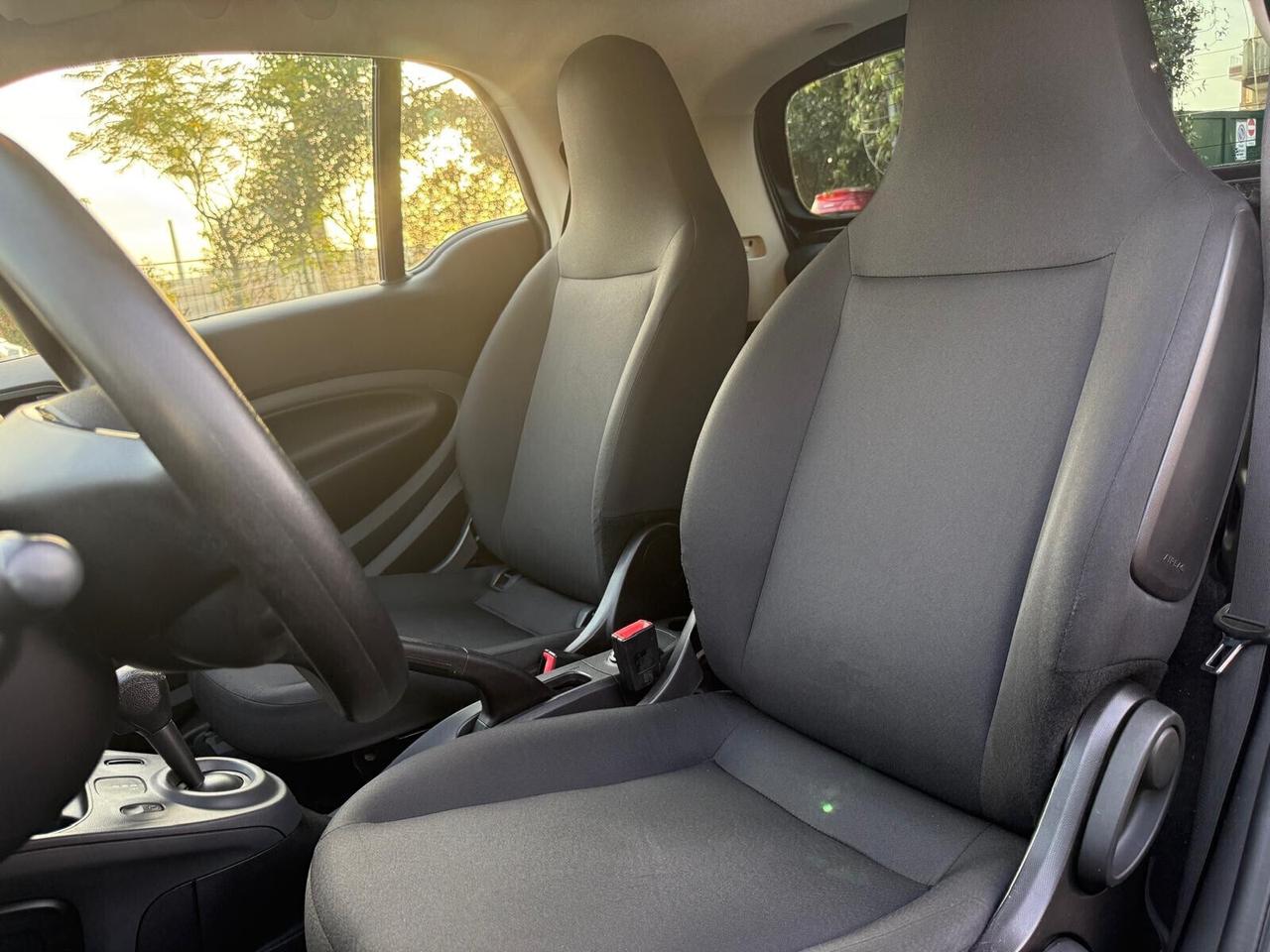 Smart ForTwo 1.0 71cv Coupe Clima cambio Auto fari nuovi