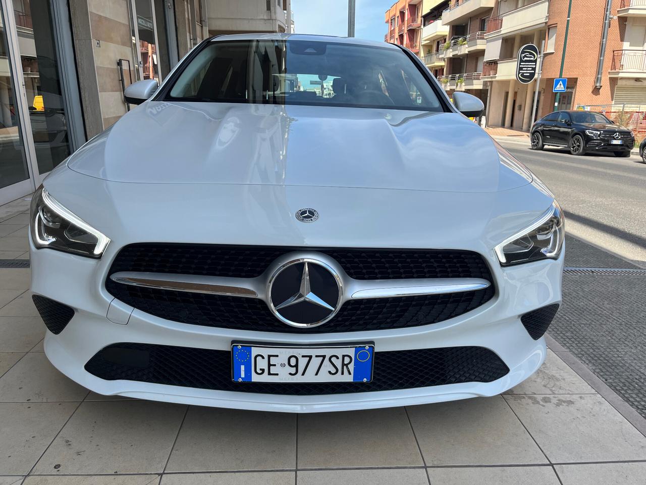 Mercedes-benz CLA 180 d Automatic Shooting Brake Business