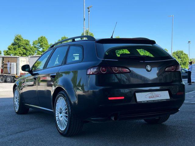 ALFA ROMEO 159 1.9 JTDm Sportwagon Distinctive
