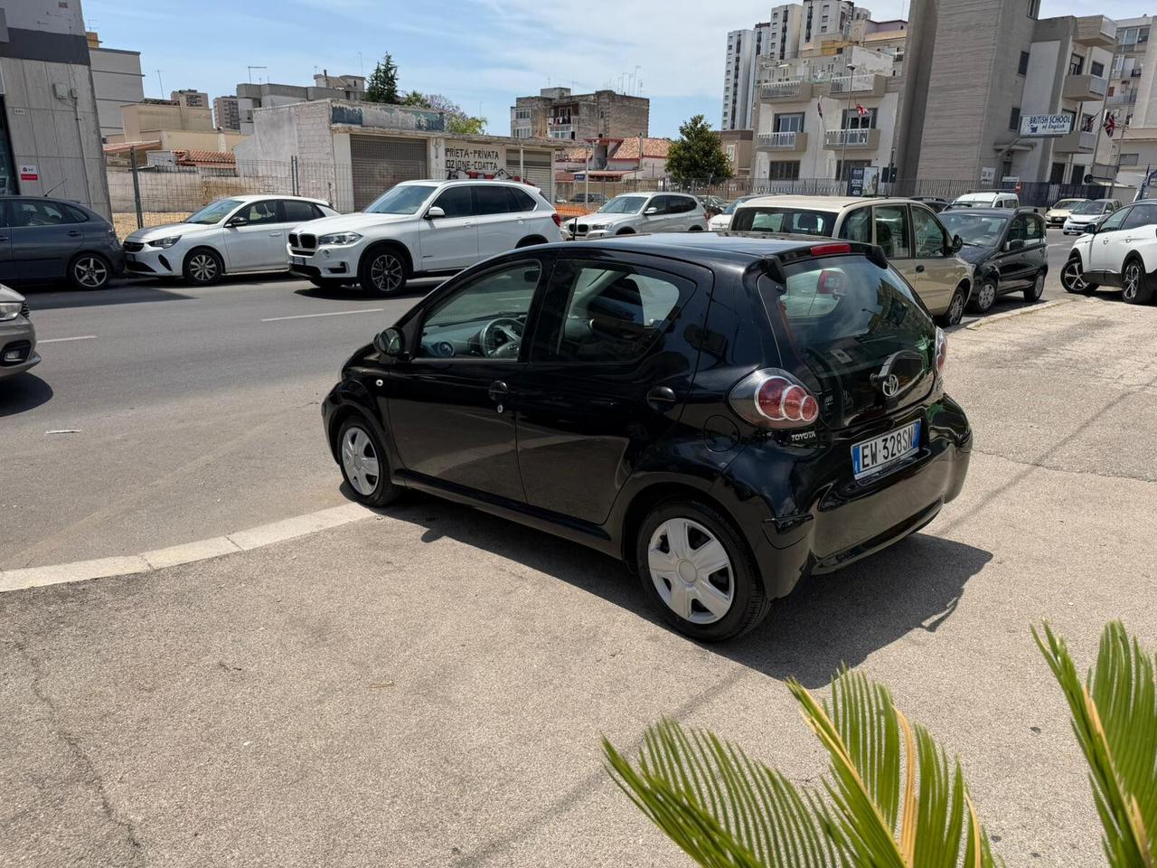 Toyota Aygo 1.0 12V VVT-i 5 porte Now Connect