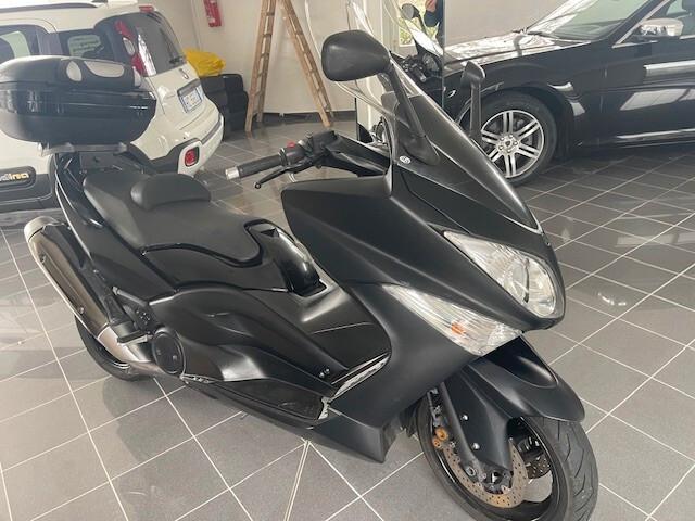 YAMAHA T-MAX 500