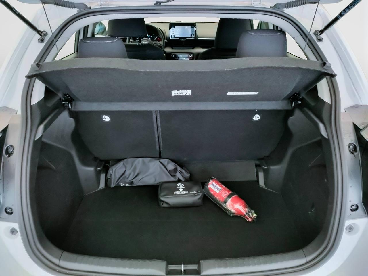 TOYOTA Yaris IV 2020 - Yaris 1.5h Business