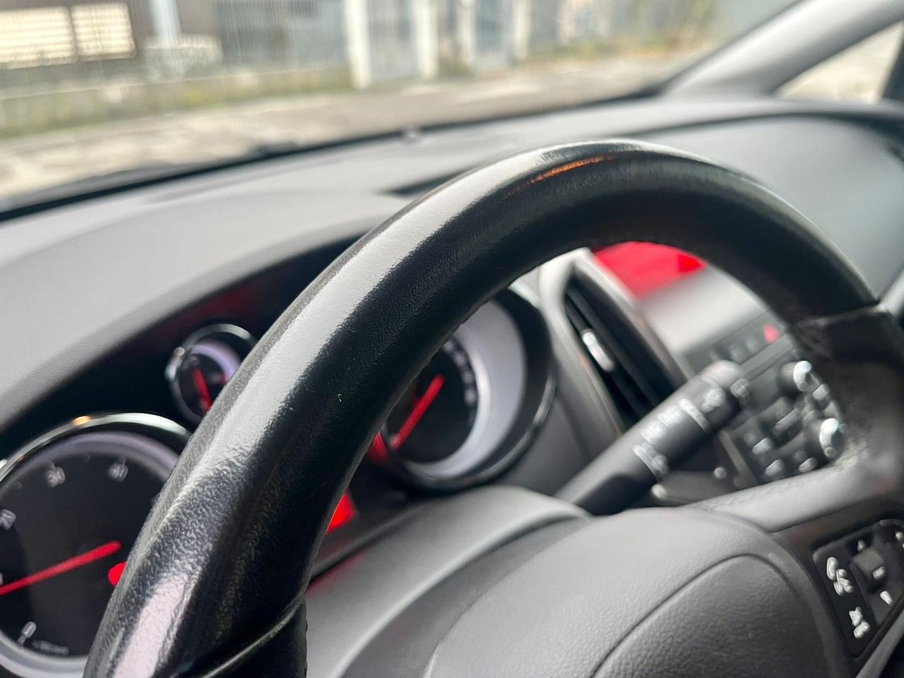 Opel Astra 1.7cdti 2011 109.000km cinghia/tagliando appena fatti