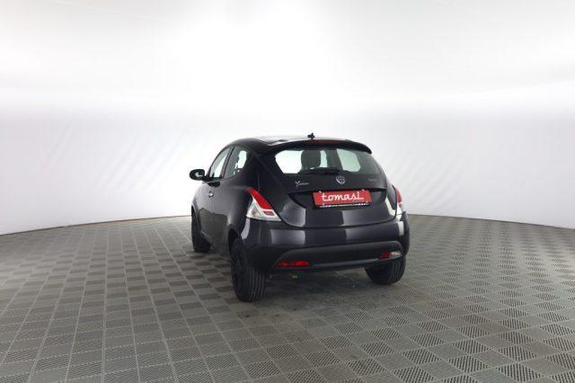 LANCIA Ypsilon Ypsilon 1.0 FireFly 5 porte S&S Hybrid Silver