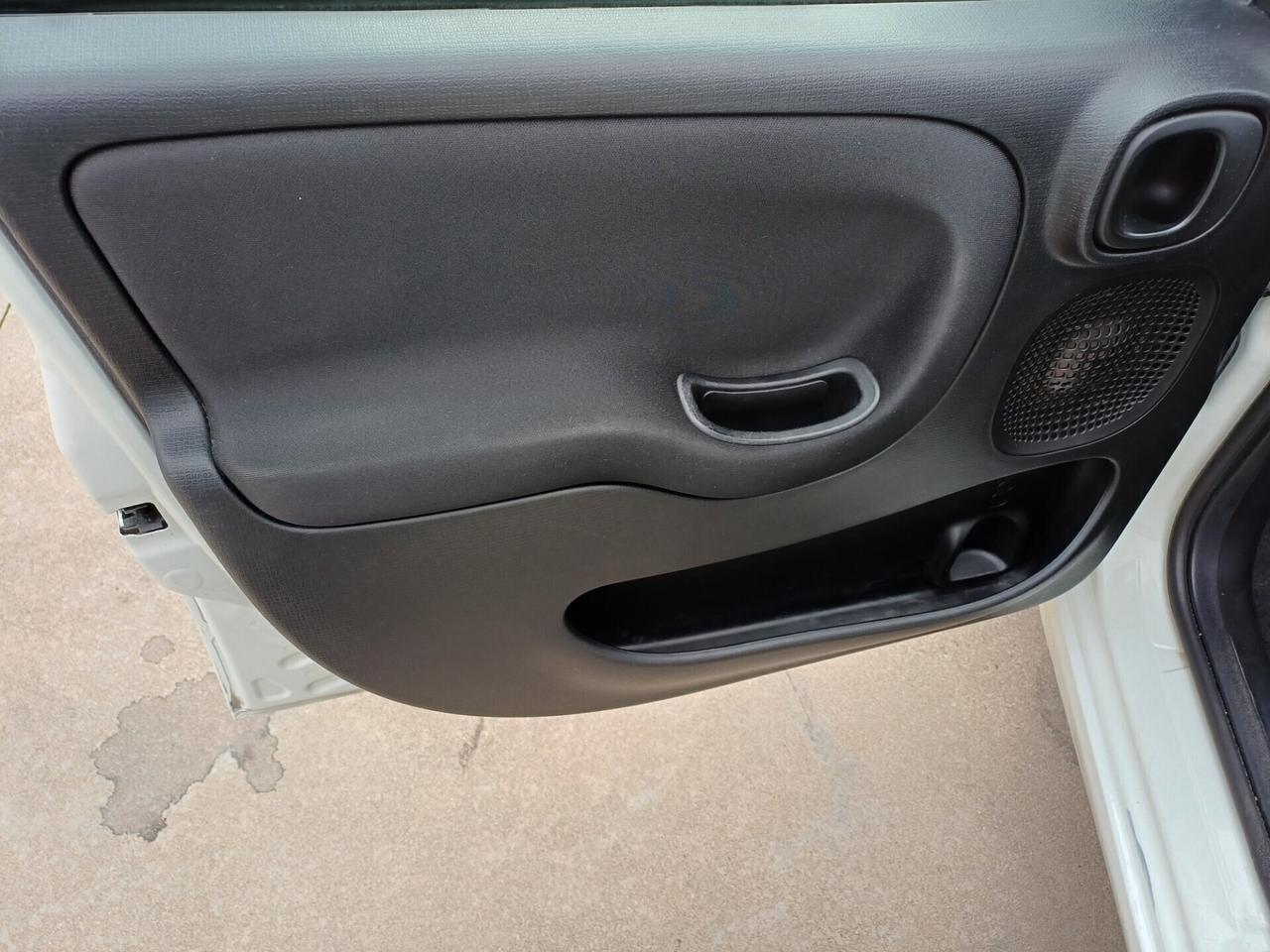 Fiat Panda 1.0 Hybrid Pop Van 2 posti