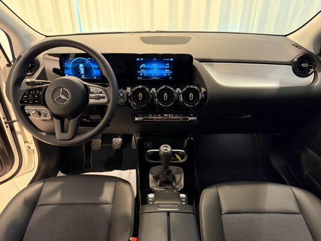 MERCEDES-BENZ B 180 d Assist Radio Park Assist Clima
