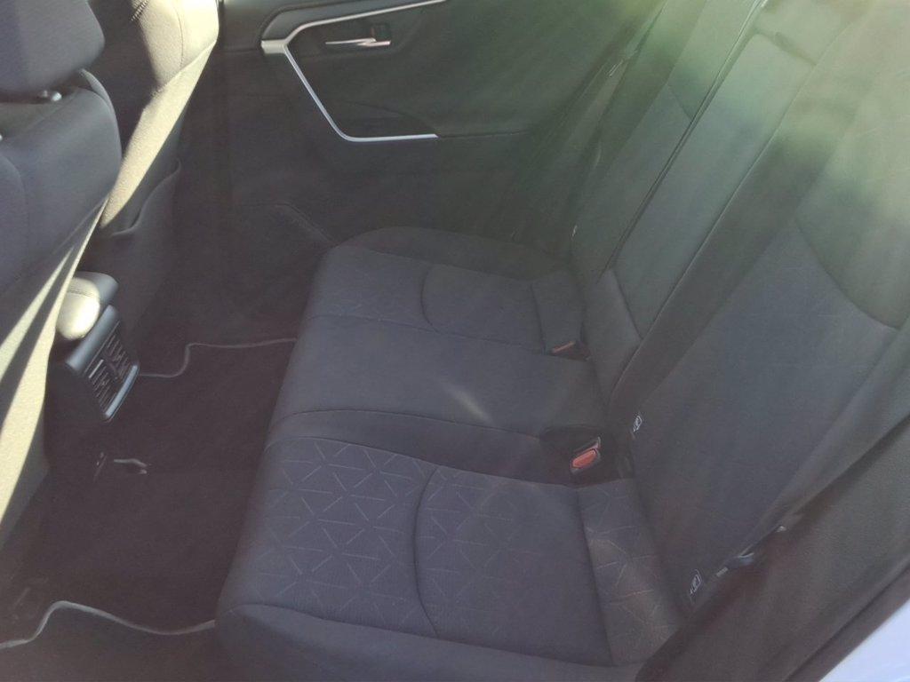 TOYOTA Rav4 2.5 vvt-ie h business 2wd 218cv e-cvt del 2023