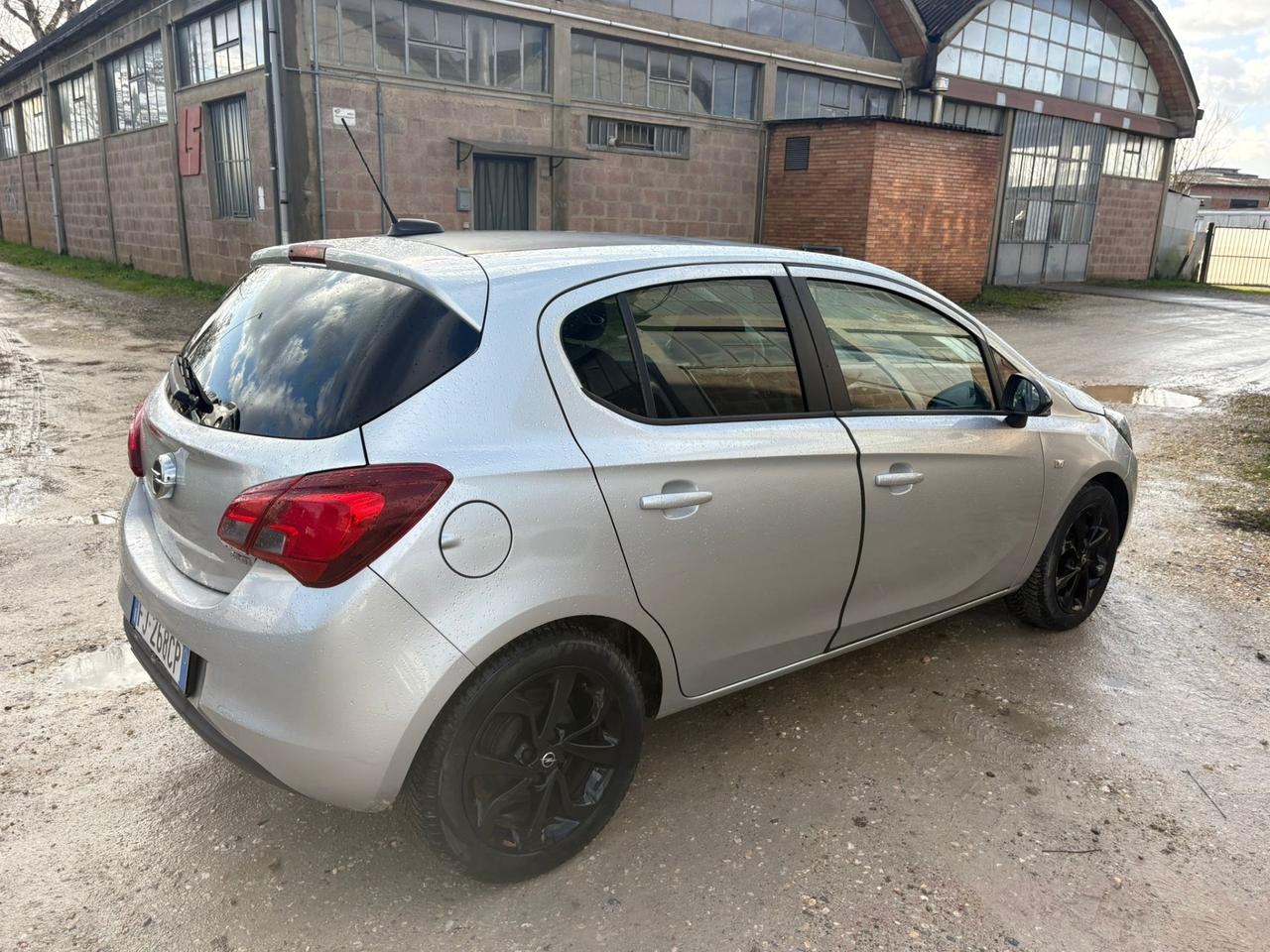 Opel Corsa 1.3 CDTI Coupé b-Color