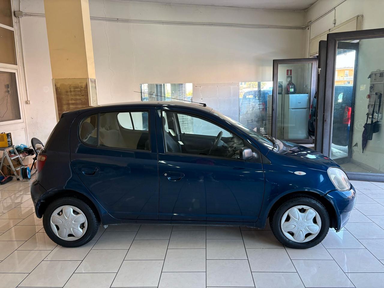 Toyota Yaris 1000 5 porte Full Opt