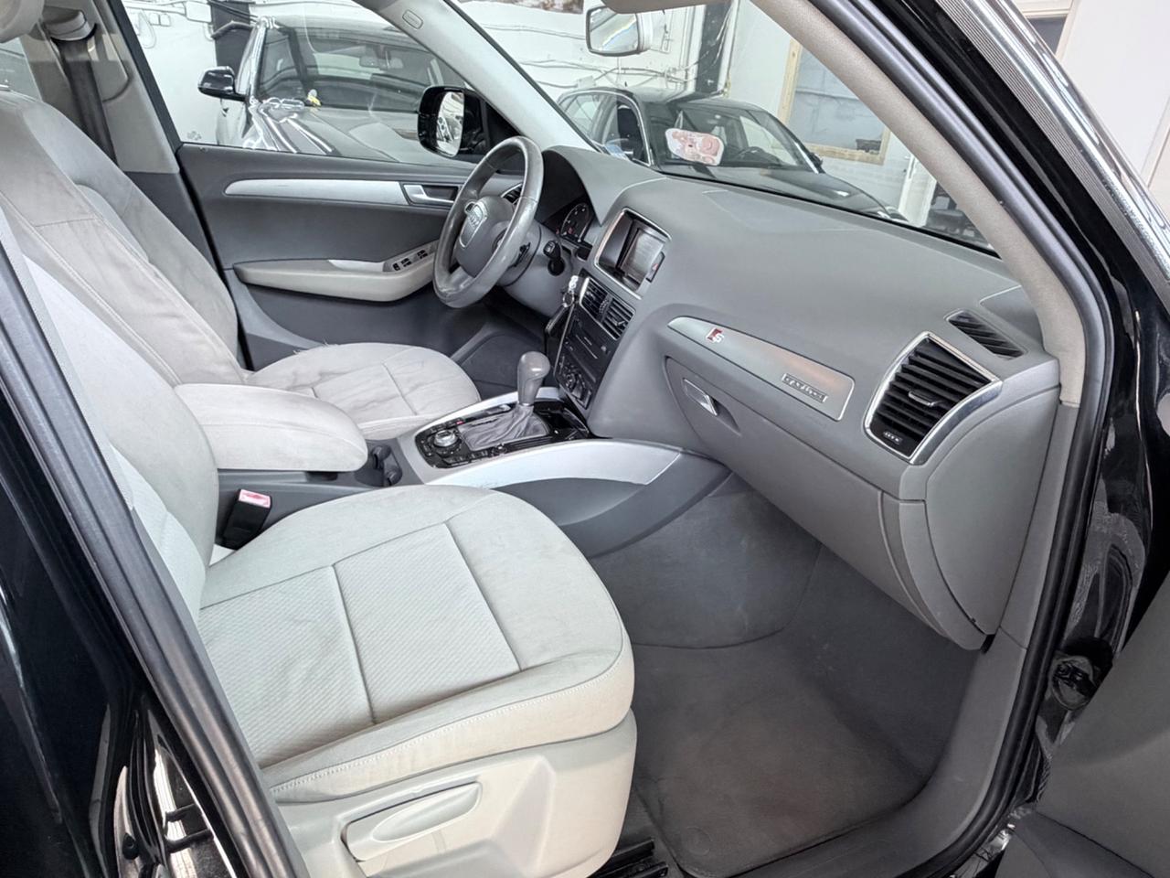Audi Q5 3.0TDI 239CV V6 quattro S tronic S-Line 2011 EU5