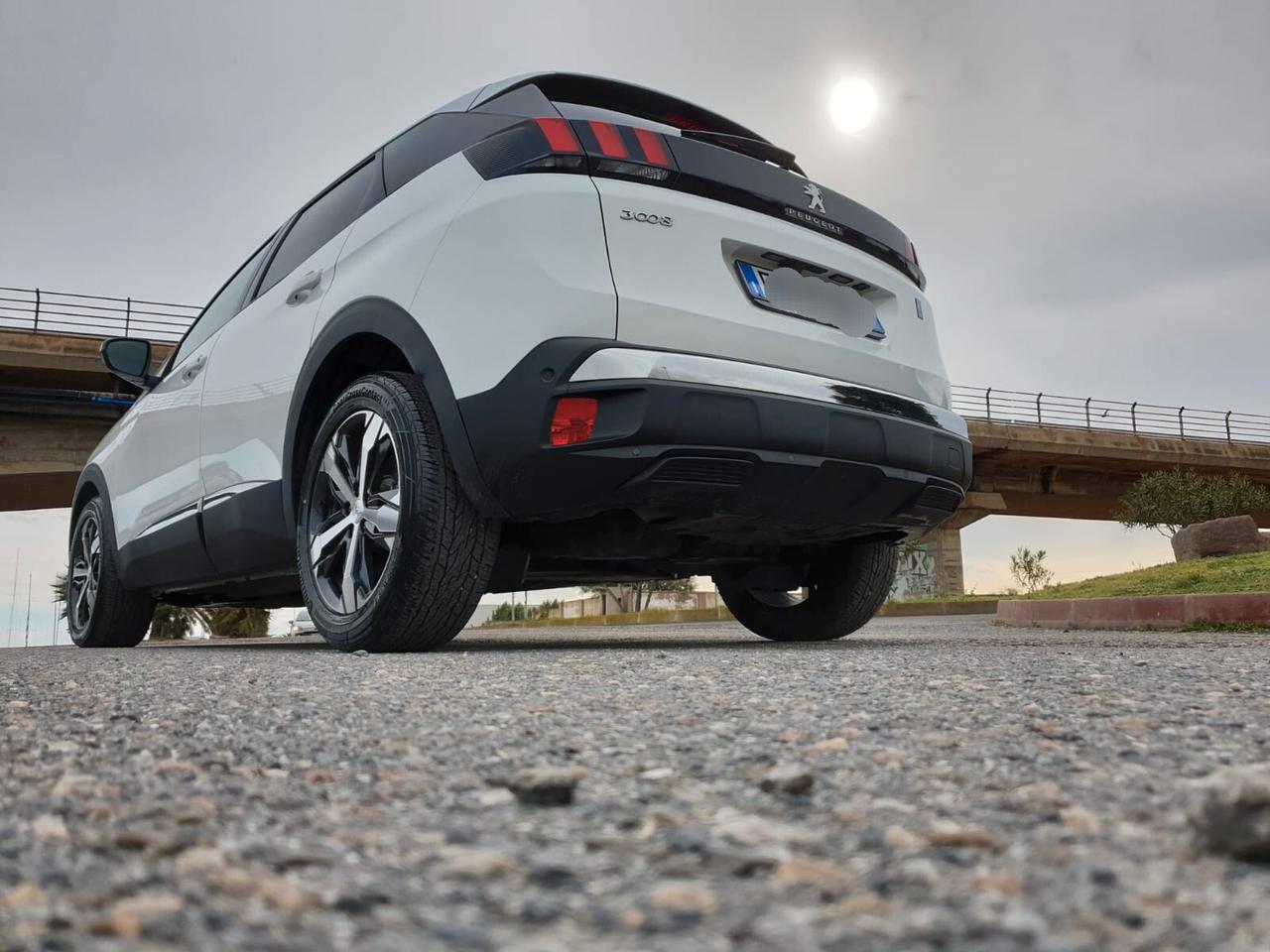 Peugeot 3008 BlueHDi 130 S&S Allure